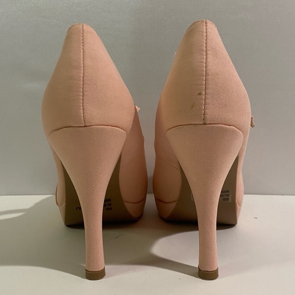 Qupid Women's 8 & 6 Pink Heels - Picture 2 of 8